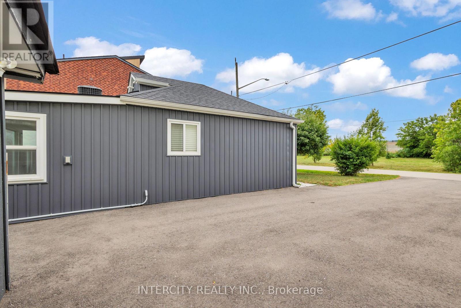 24 Trillium Avenue, Hamilton (Stoney Creek), Ontario  L8E 5E1 - Photo 34 - X12363409