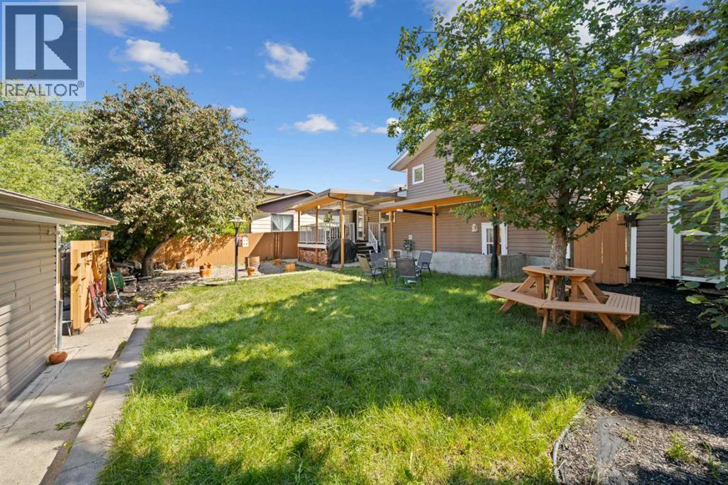 3411 51a Avenue, Innisfail, Alberta  T4G 1H4 - Photo 40 - A2235798