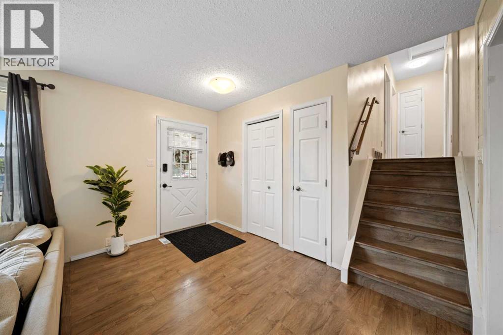3411 51a Avenue, Innisfail, Alberta  T4G 1H4 - Photo 7 - A2235798