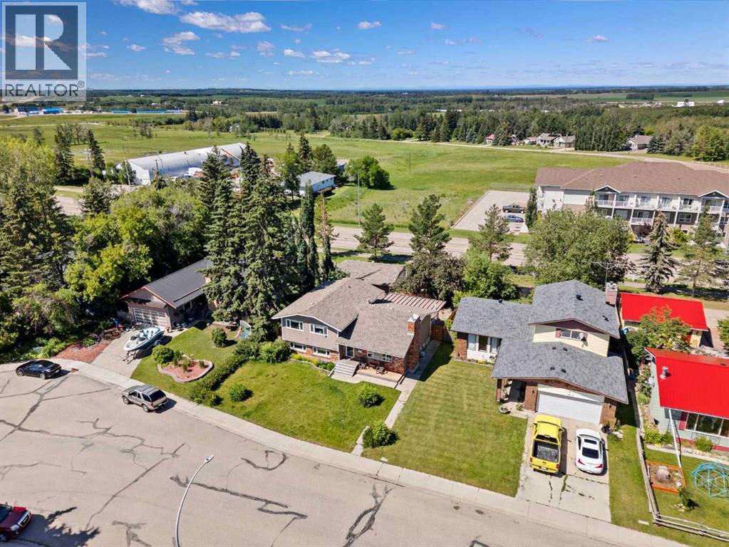 3411 51a Avenue, Innisfail, Alberta  T4G 1H4 - Photo 47 - A2235798