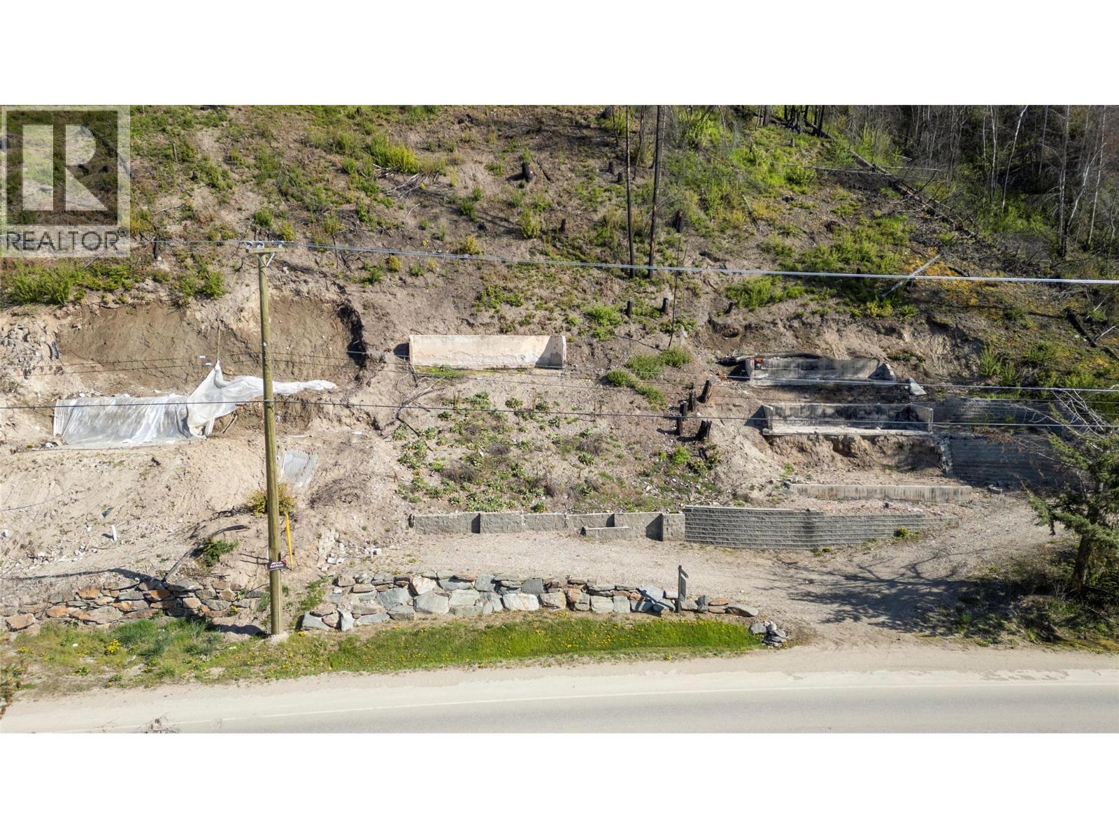 5143 Squilax-Anglemont Road, Celista, British Columbia  V0E 1M6 - Photo 17 - 10345157