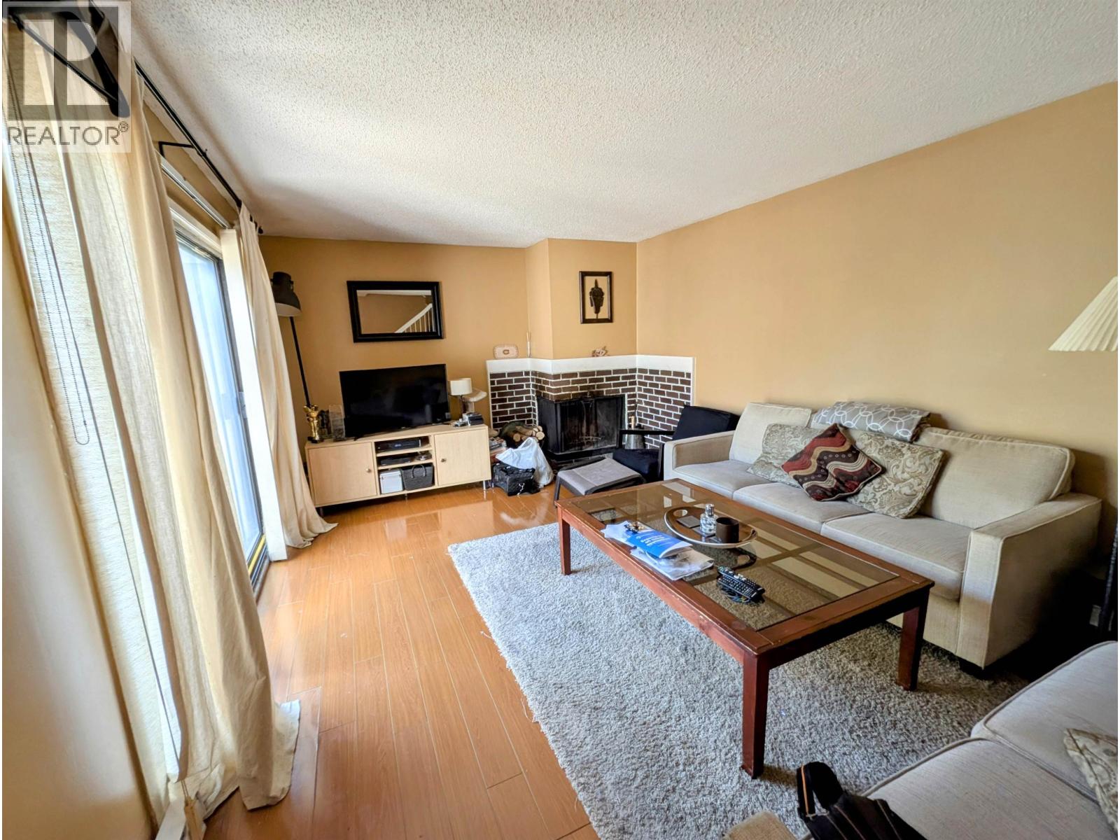 Property at 129 5421 10 AVENUE image 2