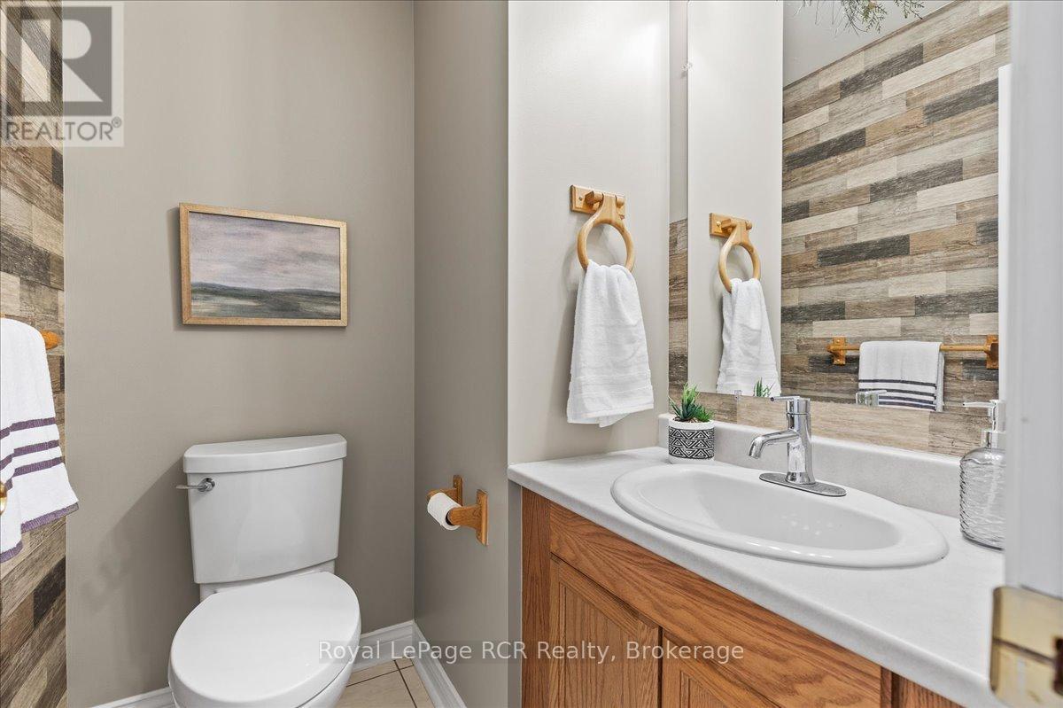 102703 Road 49, West Grey, Ontario  N0G 2L0 - Photo 19 - X12363533