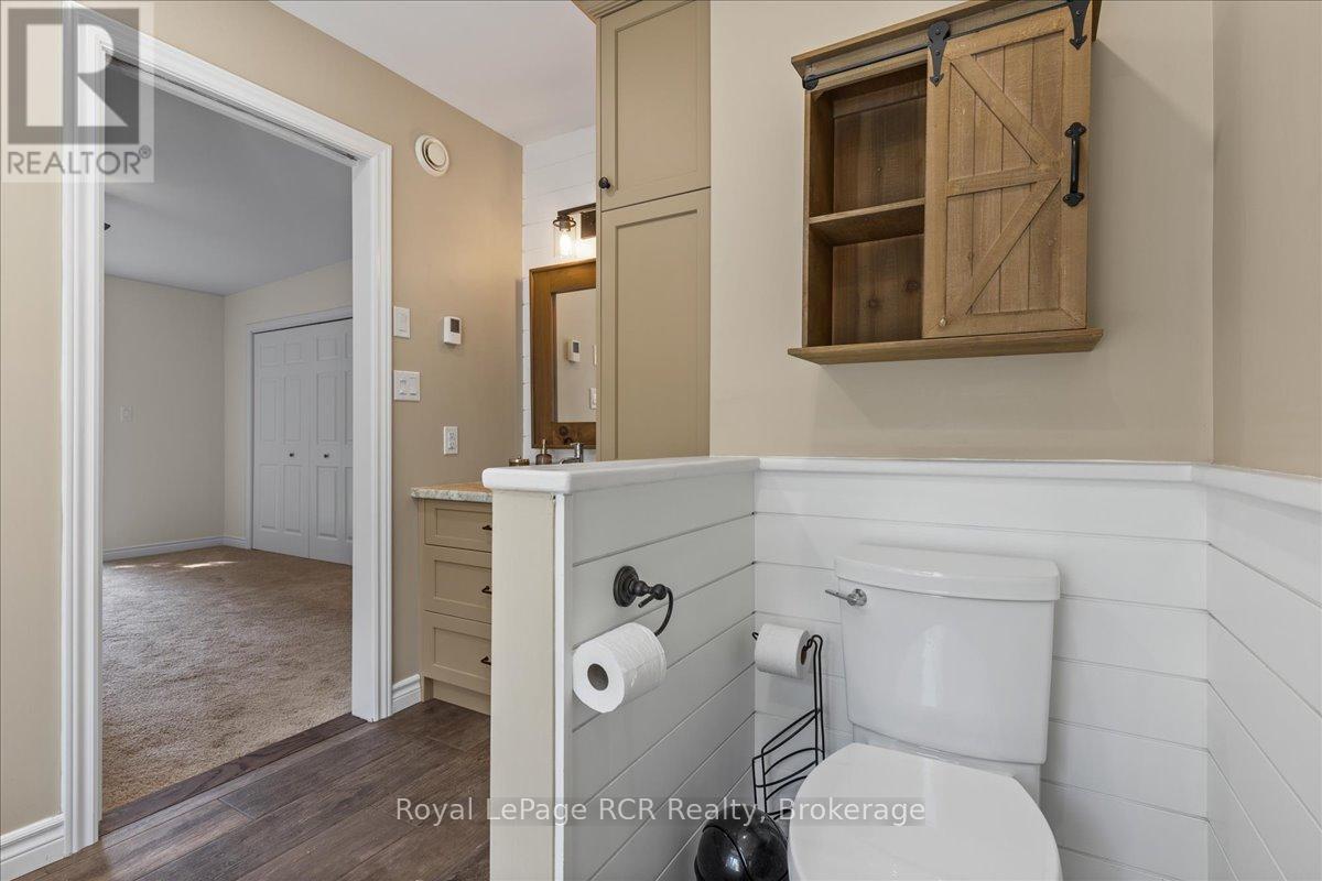 102703 Road 49, West Grey, Ontario  N0G 2L0 - Photo 25 - X12363533