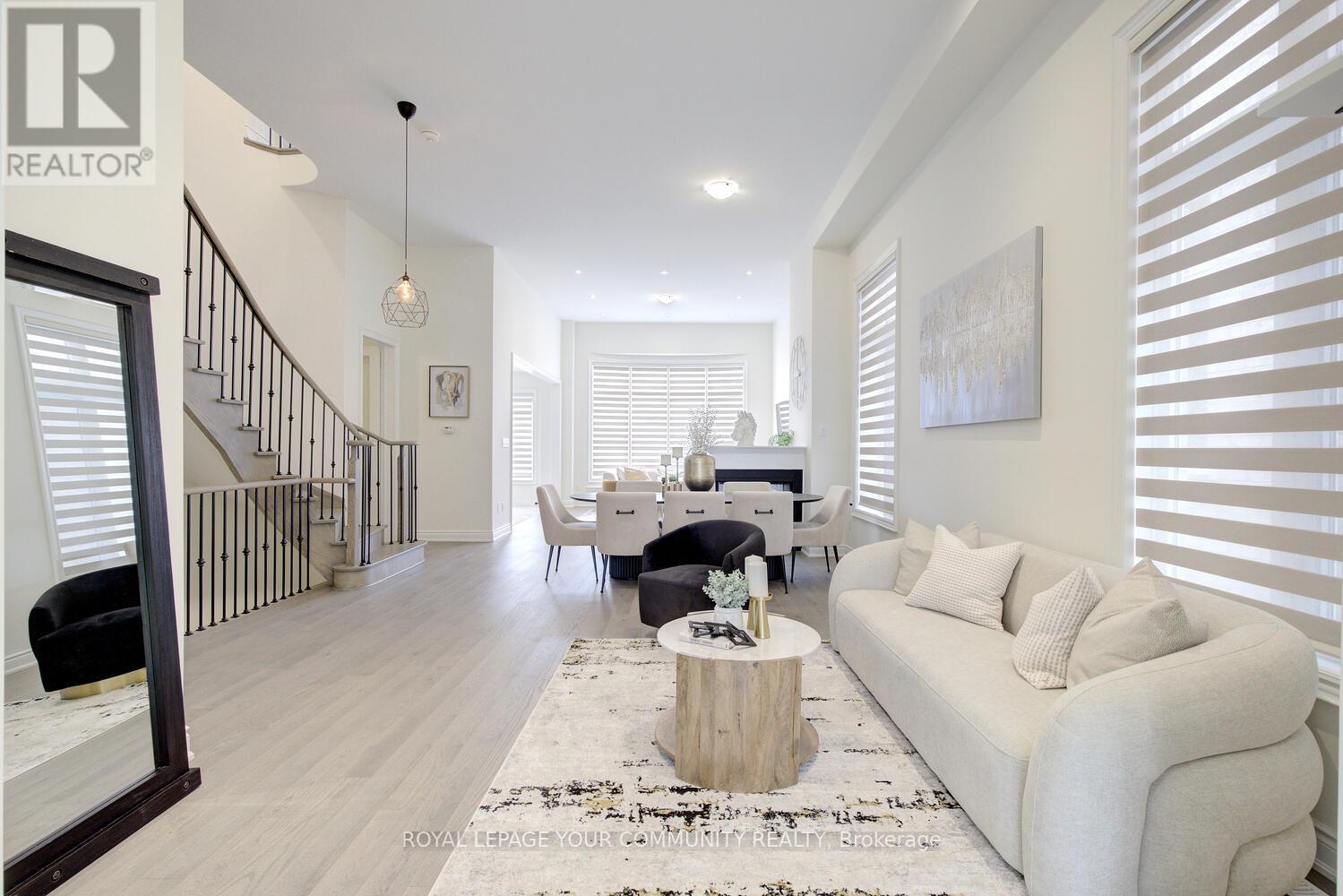 Property at 152 STORMONT TRAIL image 4