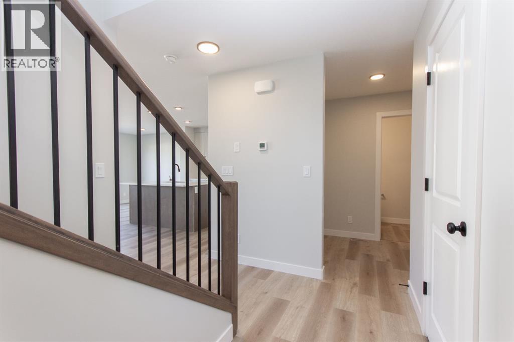 Property at 75 Bardwell Way image 3