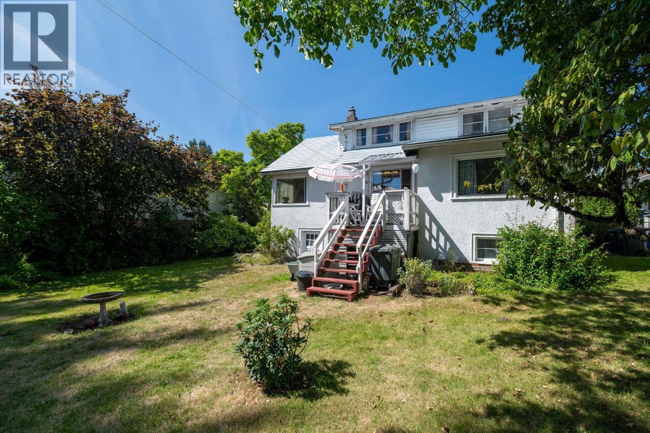 7240 16th Avenue, Burnaby, British Columbia  V3N 1N5 - Photo 24 - R3023636