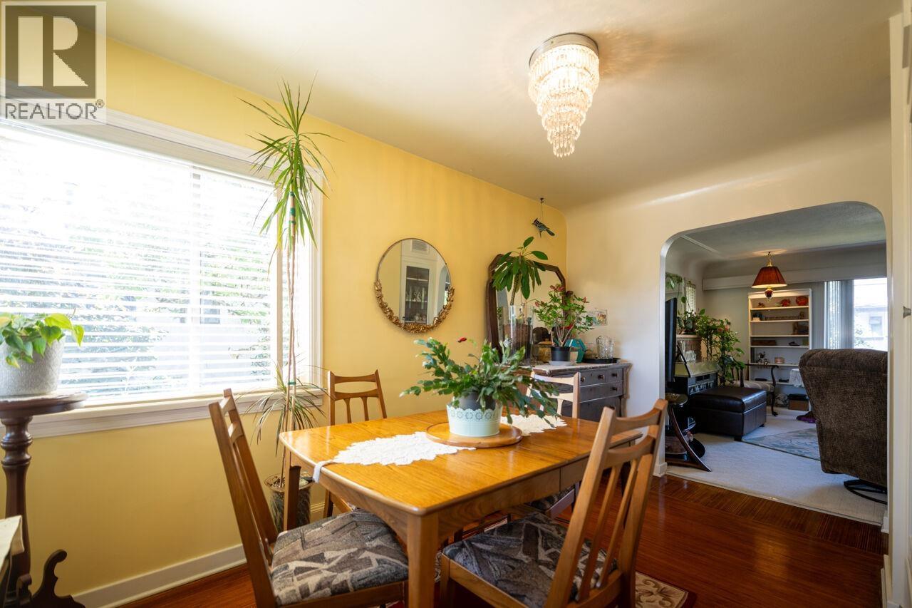 7240 16th Avenue, Burnaby, British Columbia  V3N 1N5 - Photo 9 - R3023636