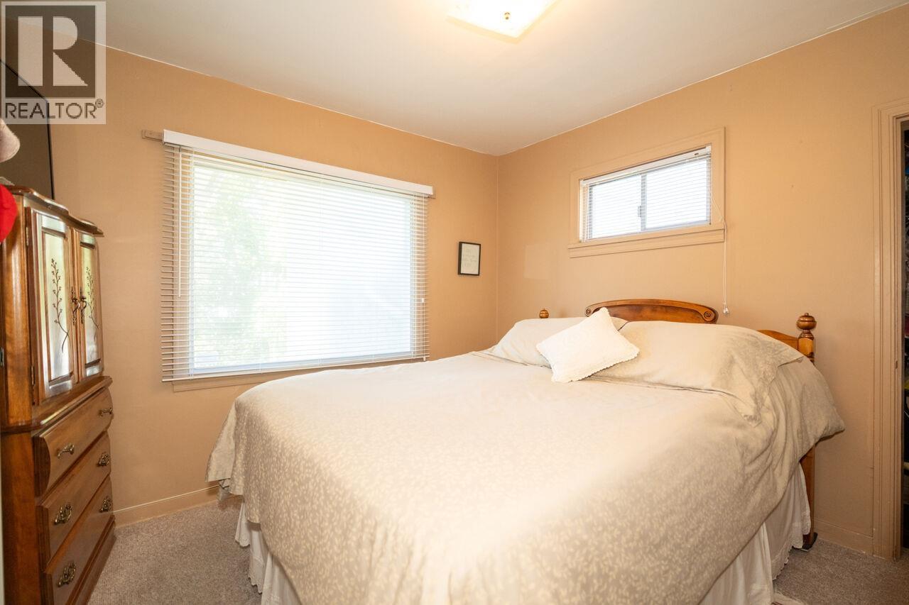 7240 16th Avenue, Burnaby, British Columbia  V3N 1N5 - Photo 14 - R3023636