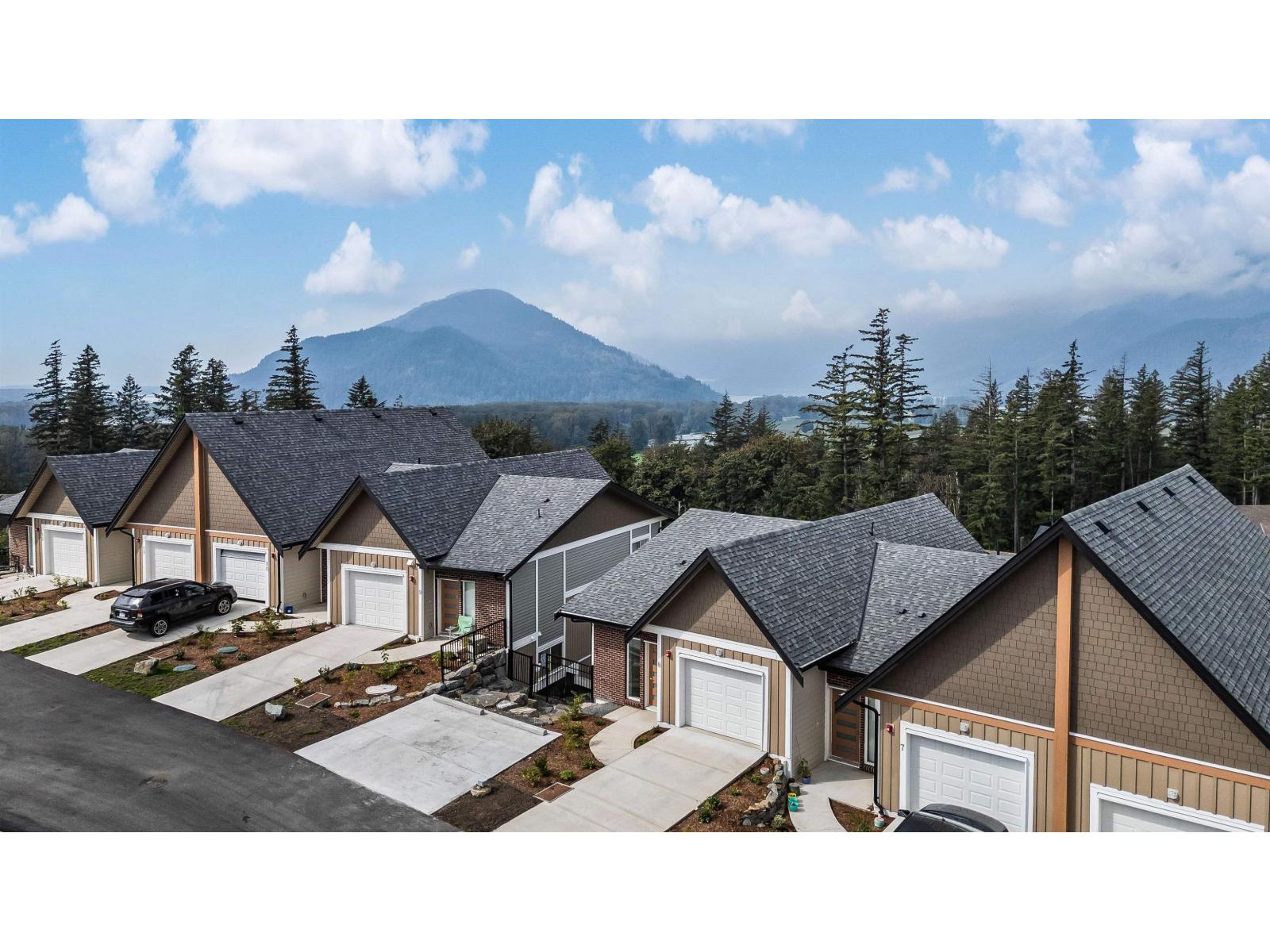 8 1928 Woodside Boulevard, Mt Woodside, Agassiz, British Columbia  V0M 1A1 - Photo 3 - R3040225