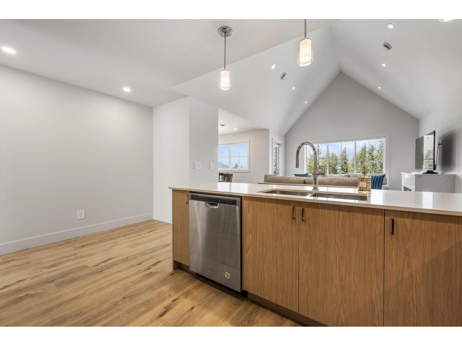 8 1928 Woodside Boulevard, Mt Woodside, Agassiz, British Columbia  V0M 1A1 - Photo 16 - R3040225