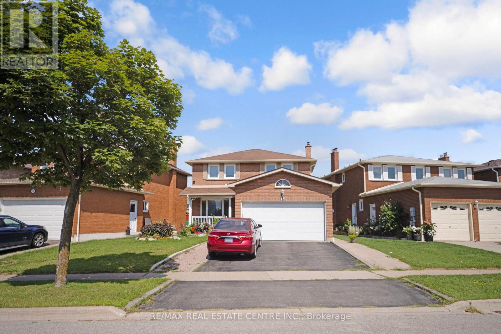 15 TURTLECREEK BOULEVARD, Brampton, Ontario