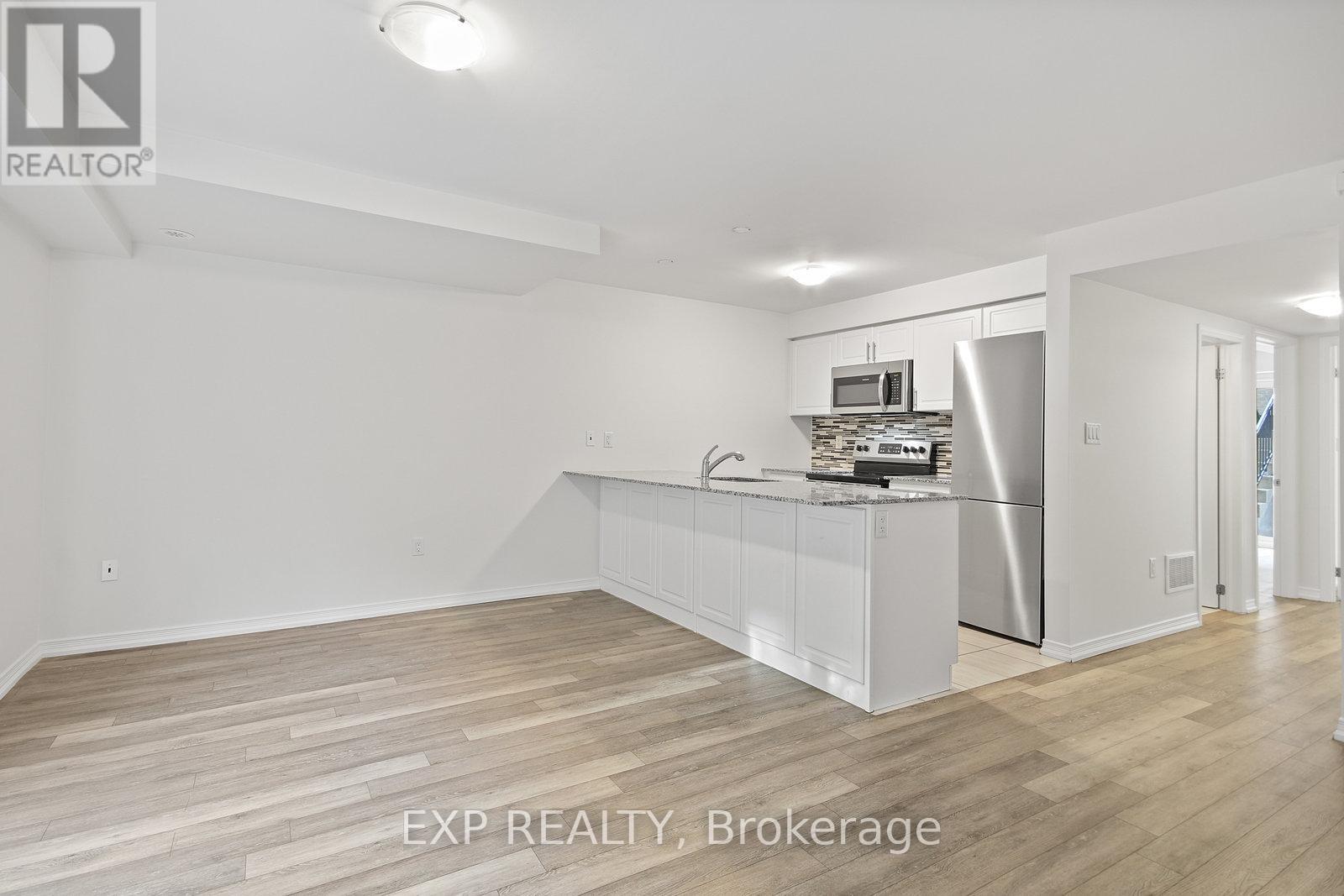 94 - 30 Fieldway Road, Toronto (Islington-City Centre West), Ontario  M8Z 0E3 - Photo 4 - W12363475