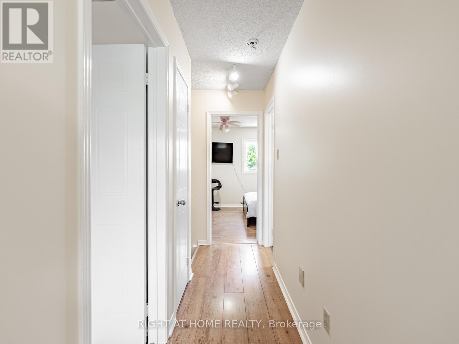 1129 Beechnut Road, Oakville (Cv Clearview), Ontario  L6J 7P2 - Photo 16 - W12363478