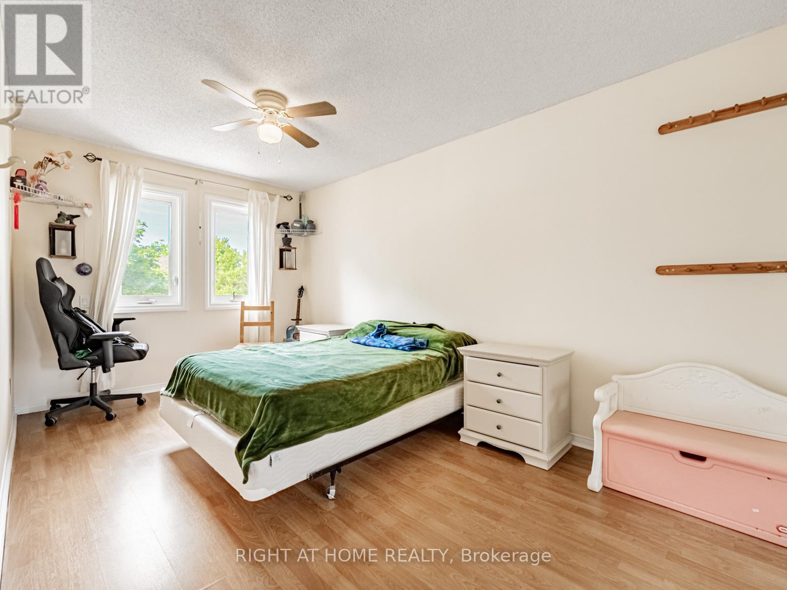 1129 Beechnut Road, Oakville (Cv Clearview), Ontario  L6J 7P2 - Photo 19 - W12363478