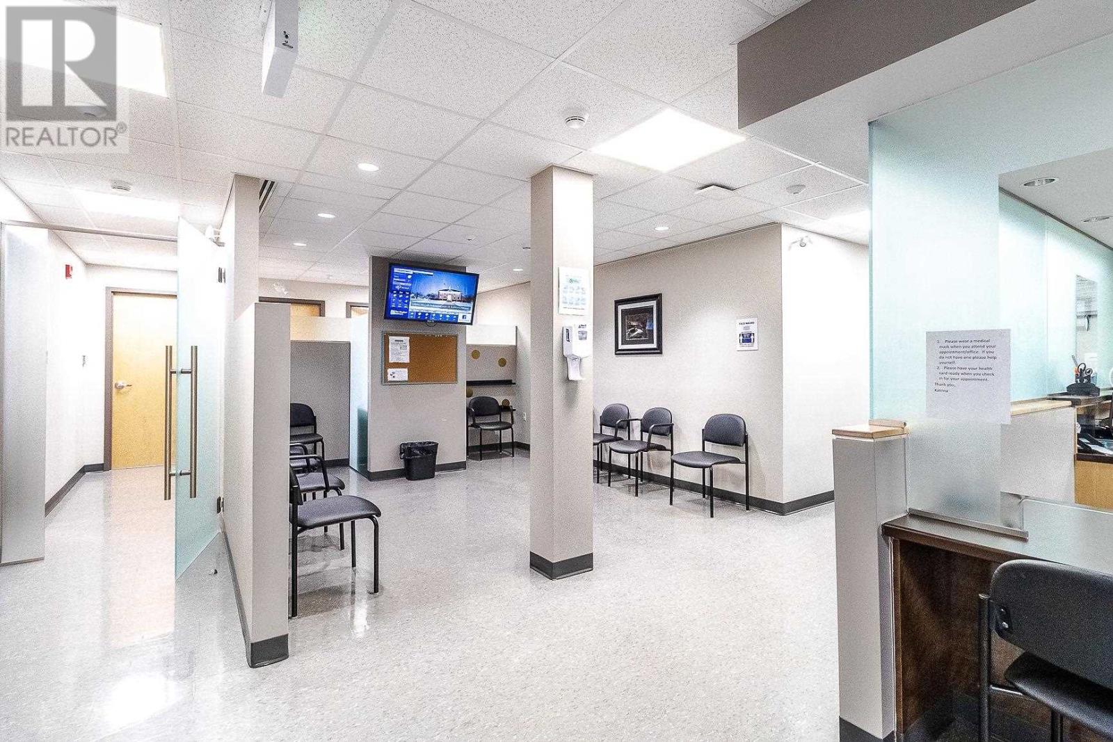 765 Queen St, Sault Ste. Marie, Ontario  P6A 2A8 - Photo 11 - SM252362