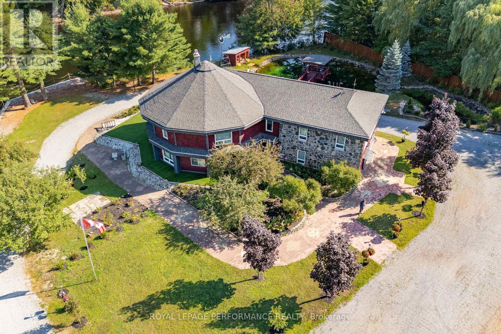 1371 VICTORIA STREET, Petawawa, Ontario