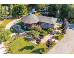 1371 VICTORIA STREET, Petawawa, Ontario