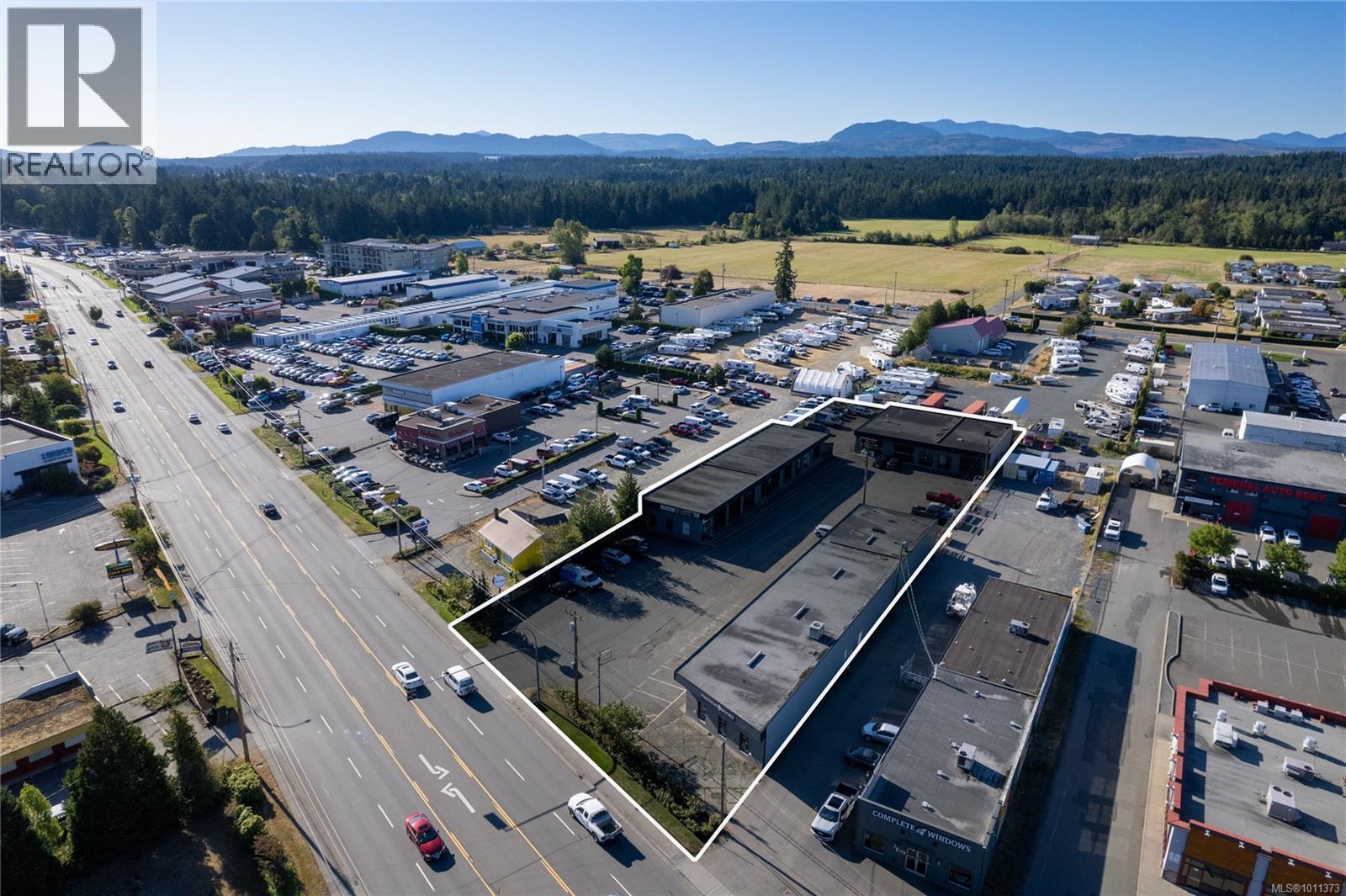 464 Island Hwy E, Parksville, British Columbia V9P 2H4 - Photo 1 - 1011373