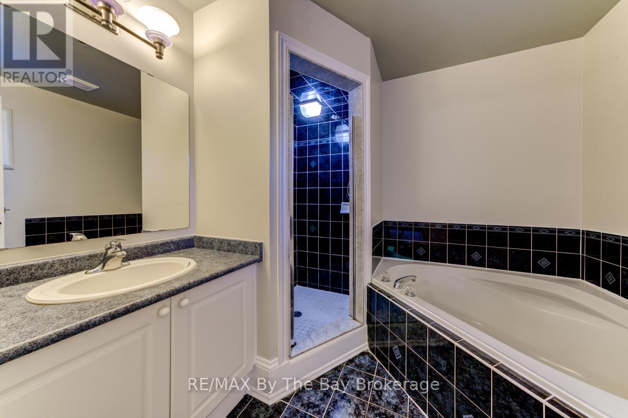139 Dyer Drive, Wasaga Beach, Ontario  L9Z 1M1 - Photo 21 - S12187345