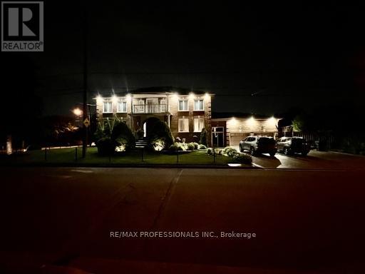 33 Redberry Parkway, Toronto (Maple Leaf), Ontario  M6L 2J7 - Photo 2 - W12363523