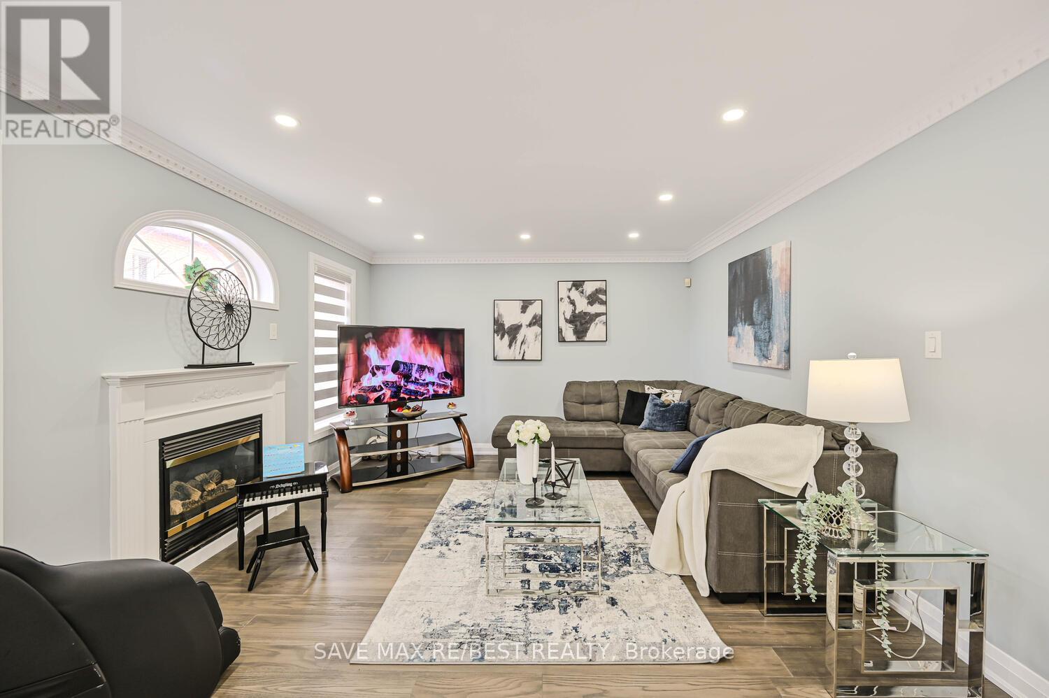 29 Baccarat Crescent, Brampton (Snelgrove), Ontario  L7A 1K7 - Photo 19 - W12363550