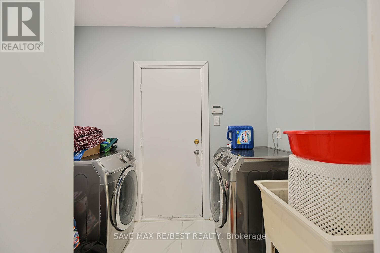 29 Baccarat Crescent, Brampton (Snelgrove), Ontario  L7A 1K7 - Photo 22 - W12363550