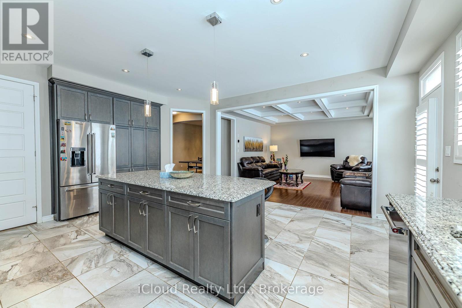 296 Ridge Road, Cambridge, Ontario  N3E 0B9 - Photo 18 - X12363494