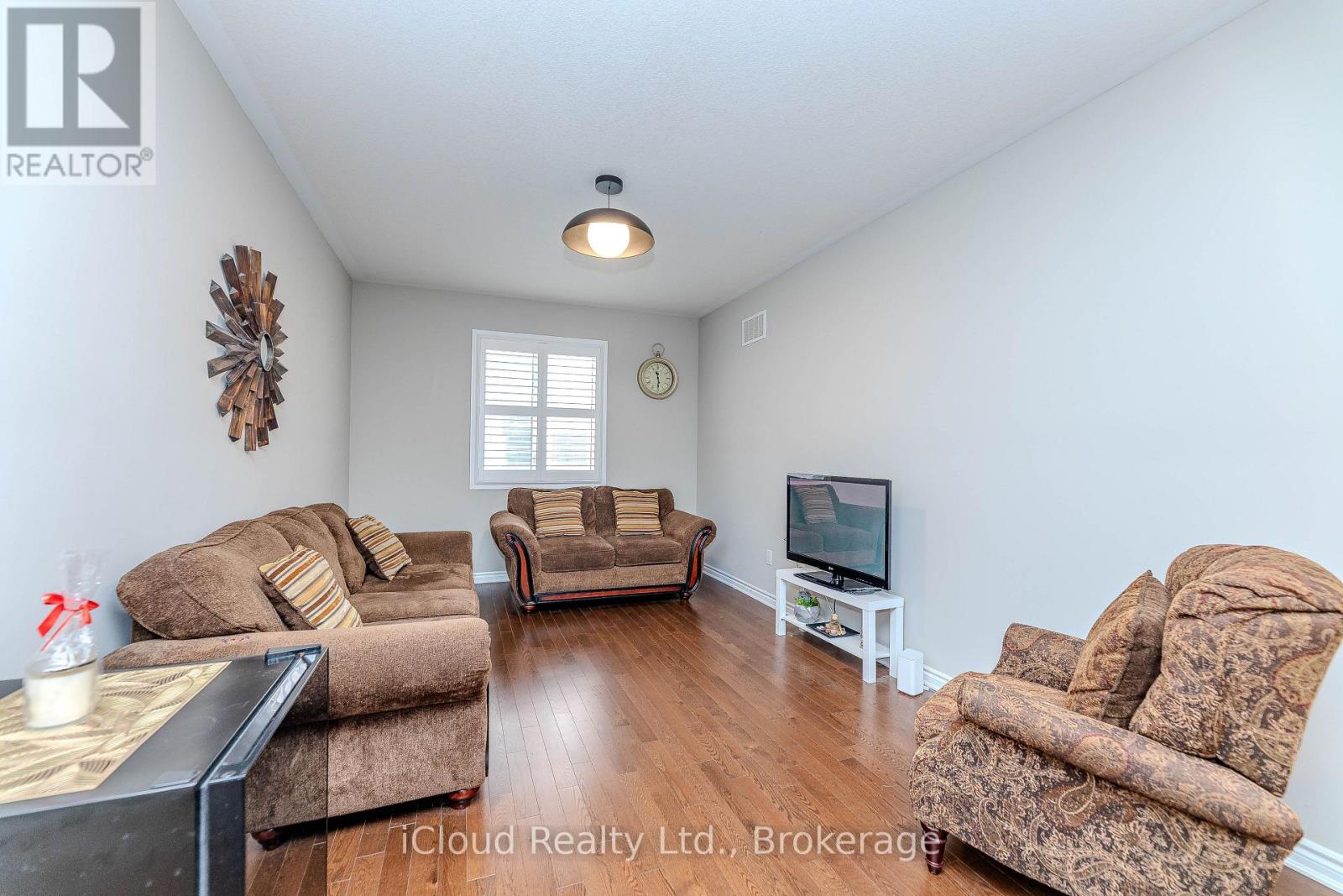 296 Ridge Road, Cambridge, Ontario  N3E 0B9 - Photo 23 - X12363494