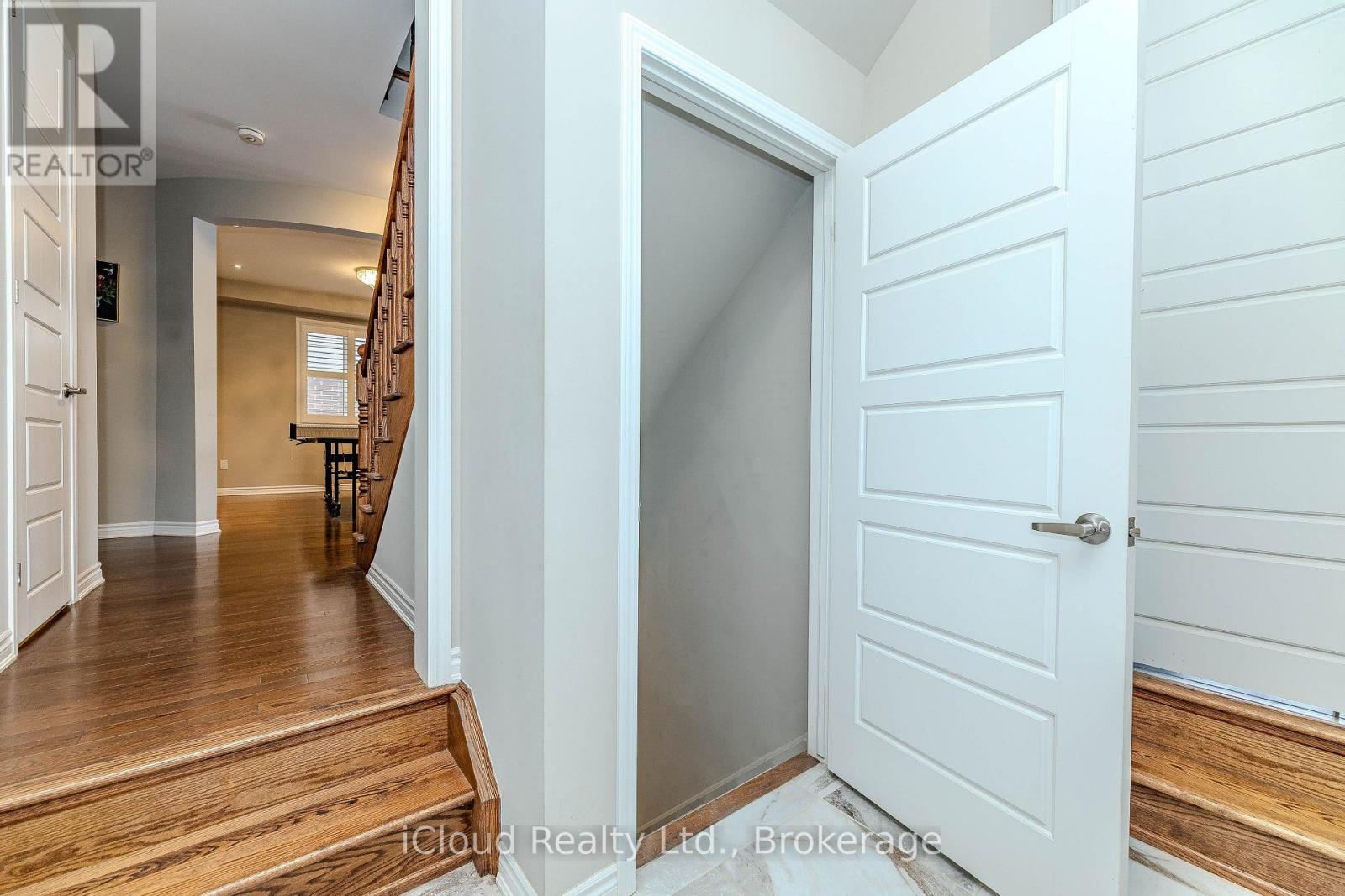 296 Ridge Road, Cambridge, Ontario  N3E 0B9 - Photo 34 - X12363494