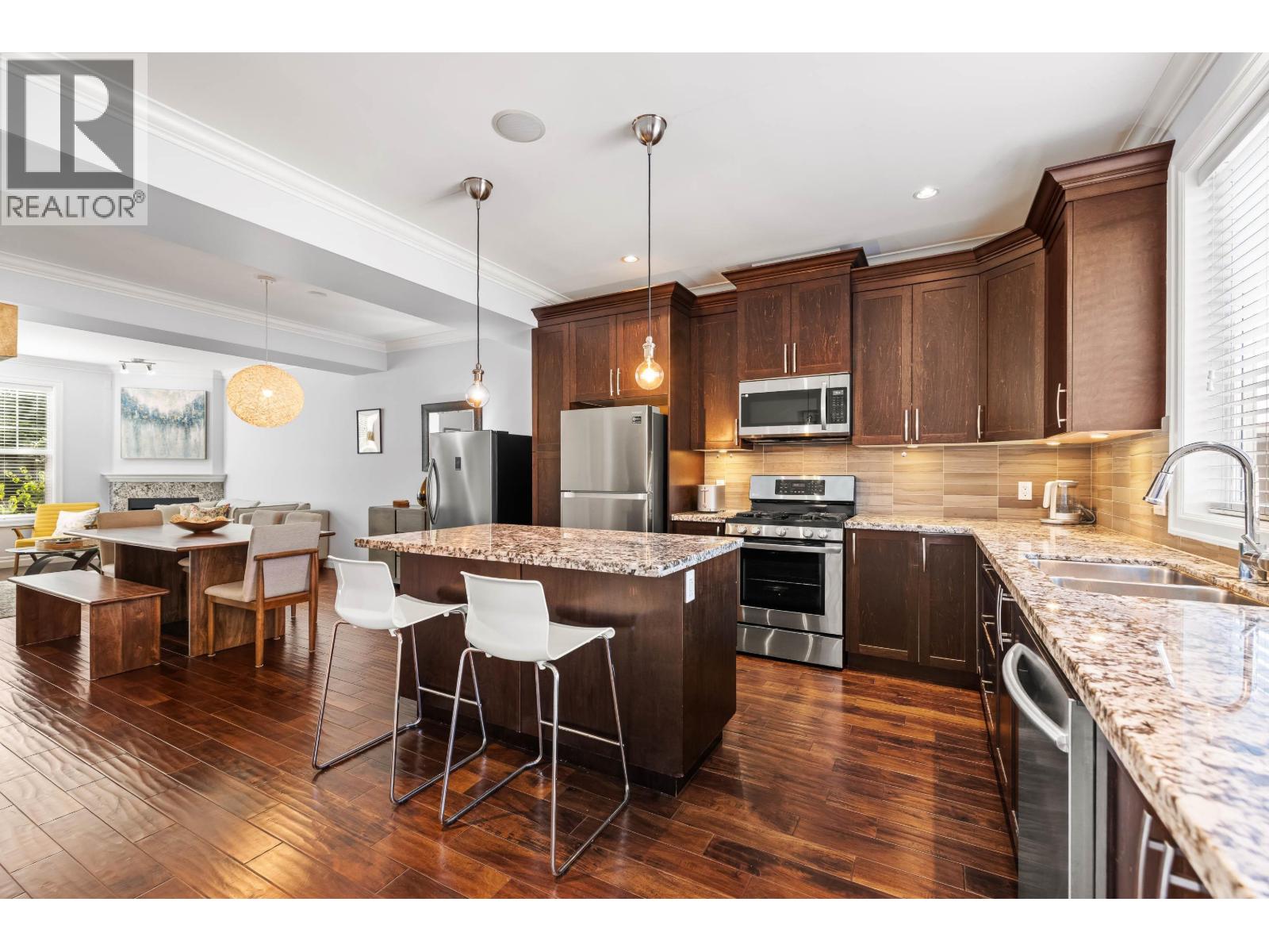 1240 Coast Meridian Road, Coquitlam, British Columbia  V3B 0E8 - Photo 12 - R3040297