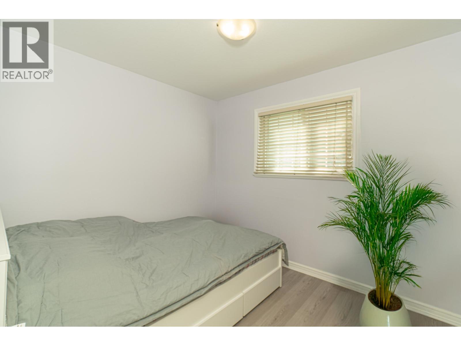 952 E 31st Avenue, Vancouver, British Columbia  V5V 2X4 - Photo 11 - R3040310