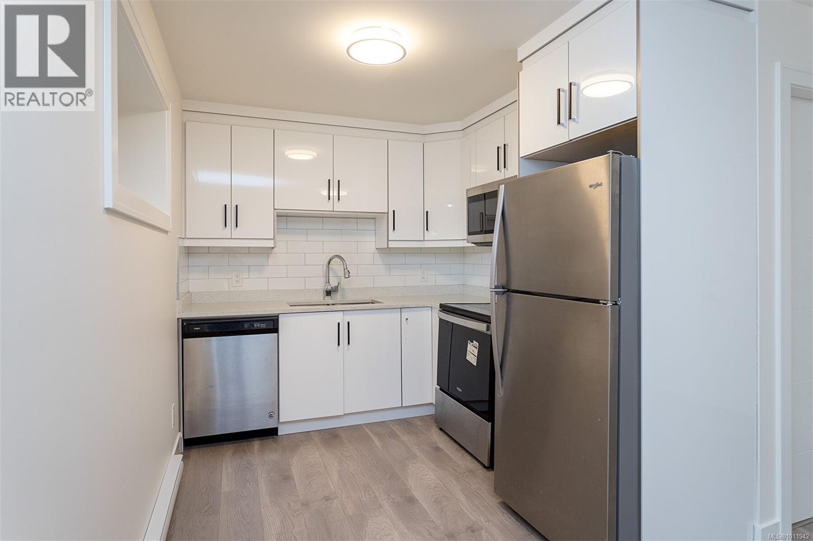 3595 Cedar Hill Rd, Saanich, British Columbia  V8P 3Z1 - Photo 43 - 1011942