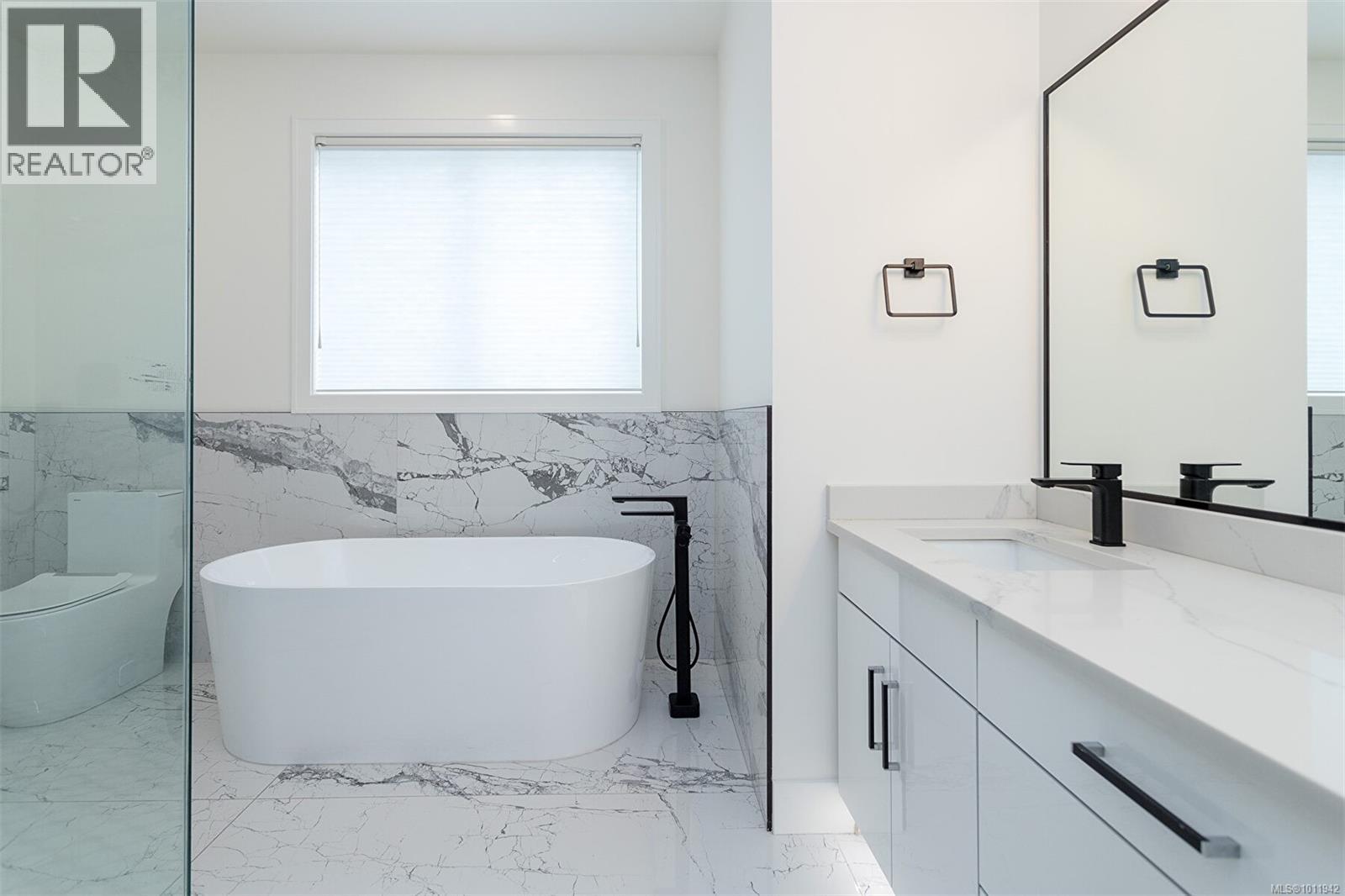 3595 Cedar Hill Rd, Saanich, British Columbia  V8P 3Z1 - Photo 29 - 1011942