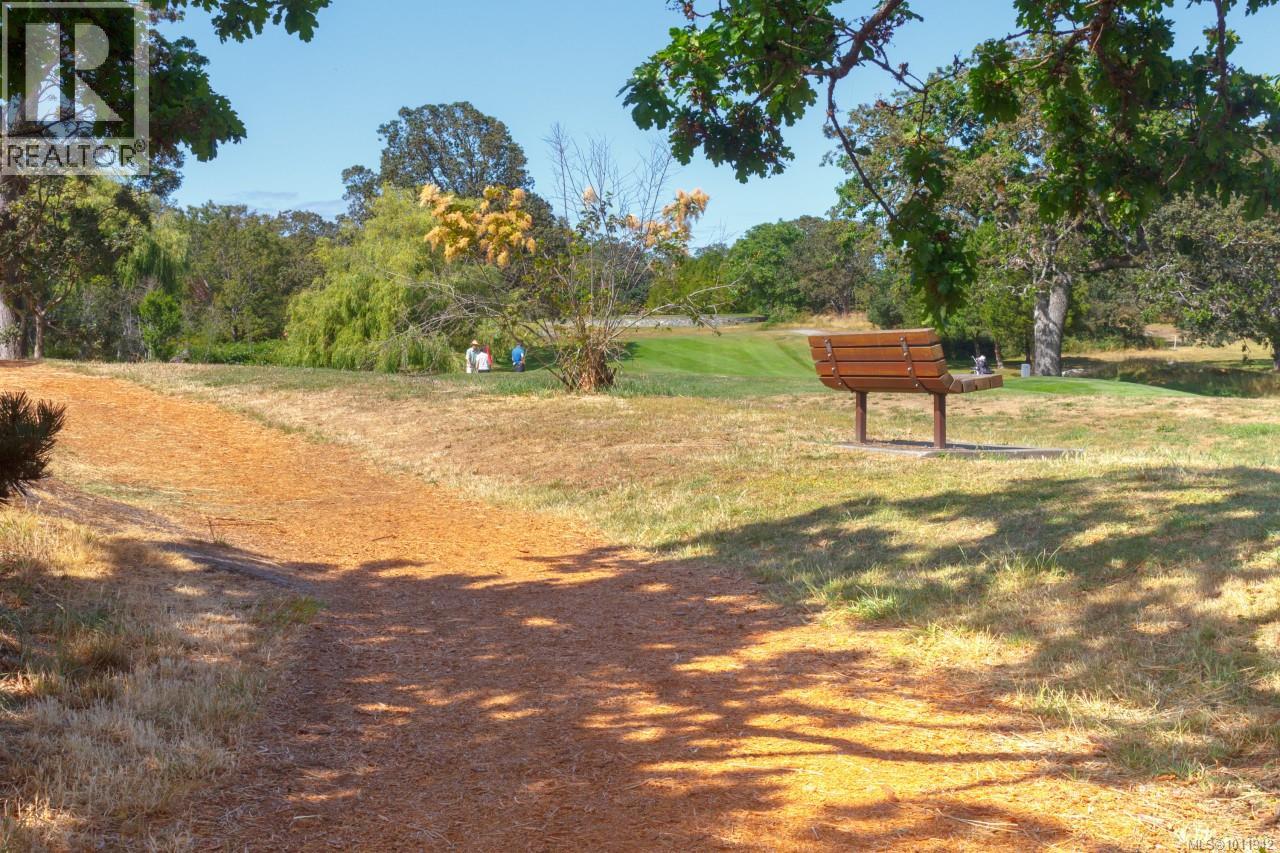 3595 Cedar Hill Rd, Saanich, British Columbia  V8P 3Z1 - Photo 64 - 1011942