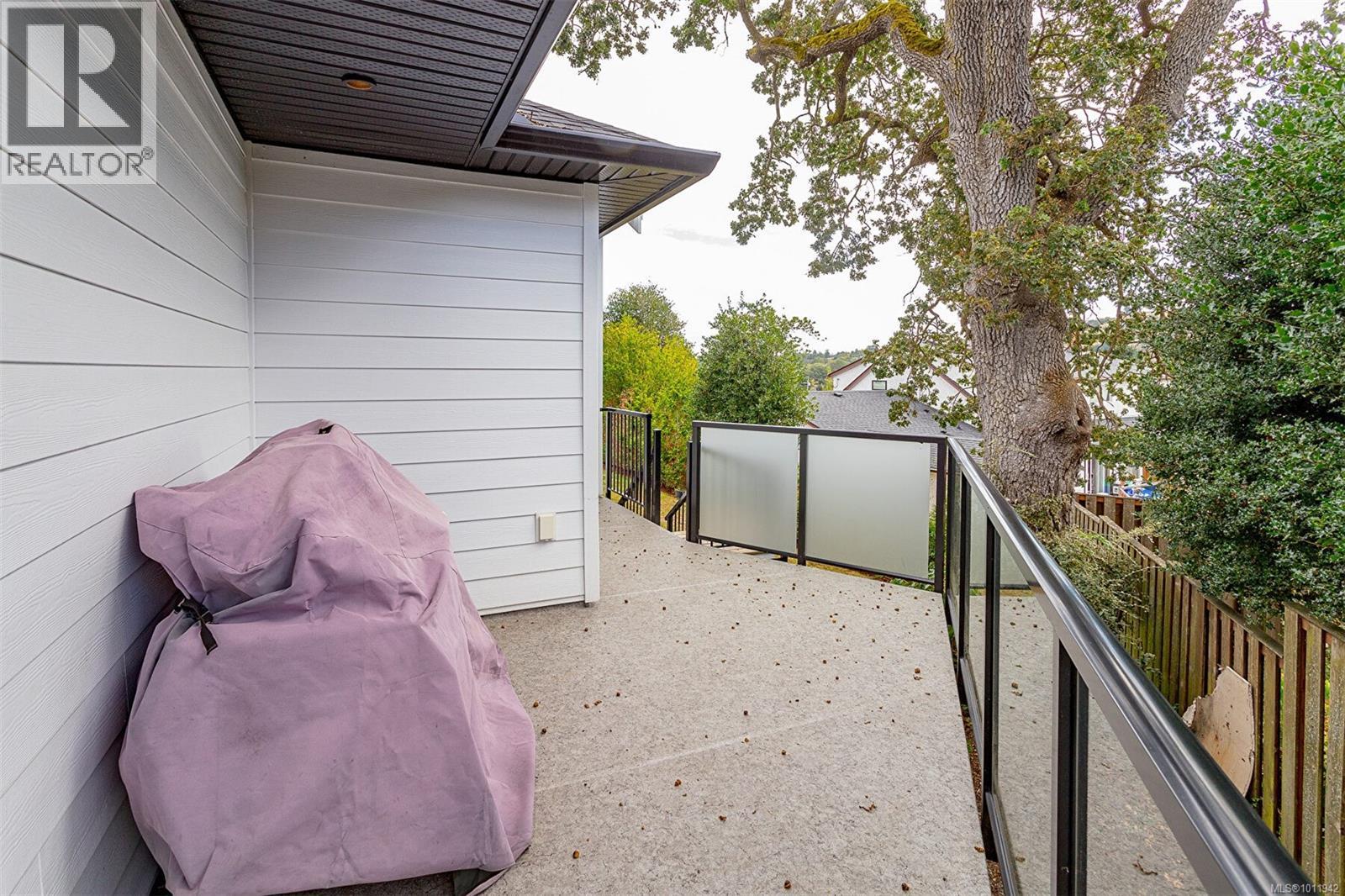 3595 Cedar Hill Rd, Saanich, British Columbia  V8P 3Z1 - Photo 51 - 1011942