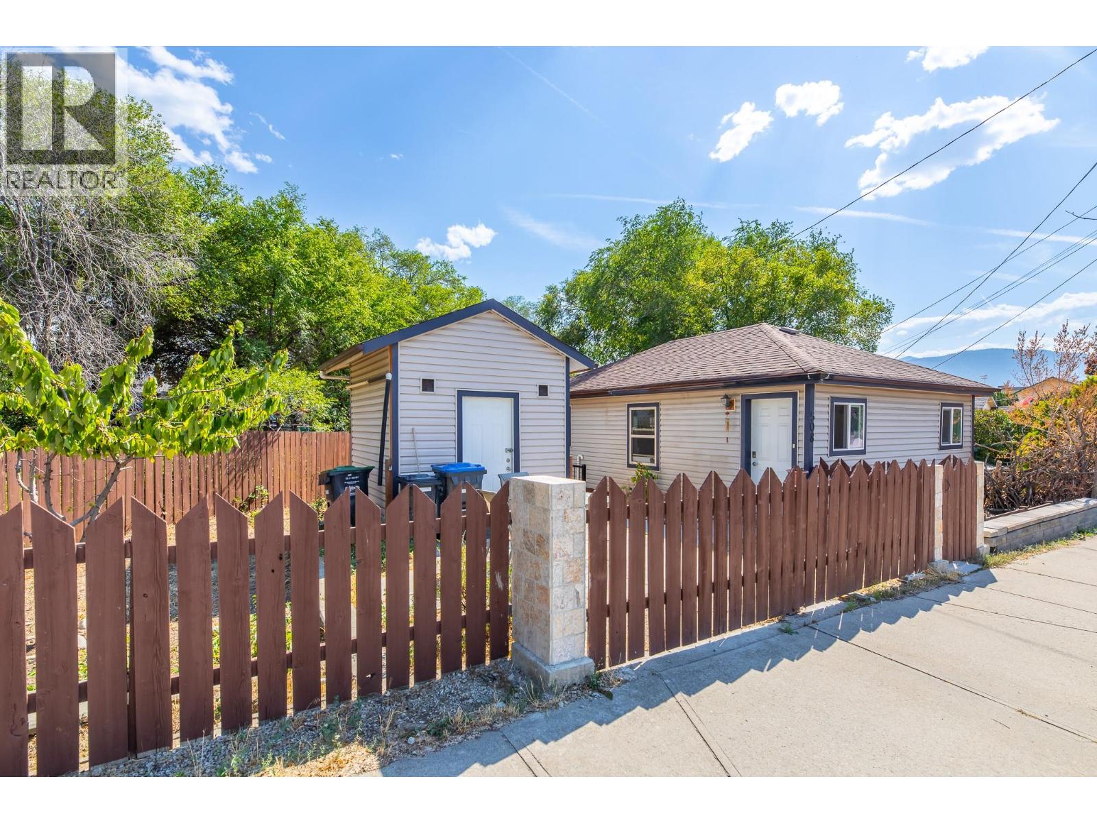 508 Eckhardt Avenue E, penticton, British Columbia