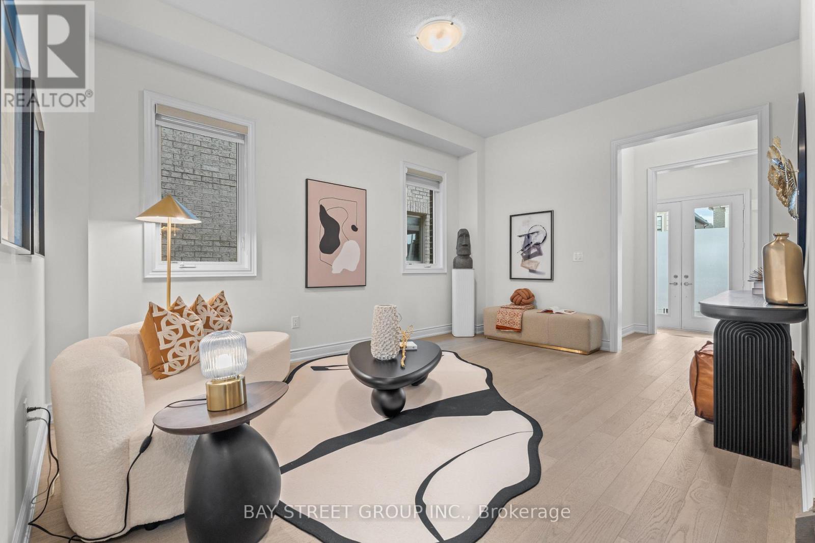 32 Current Drive, Richmond Hill, Ontario  L4S 0M8 - Photo 5 - N12363582
