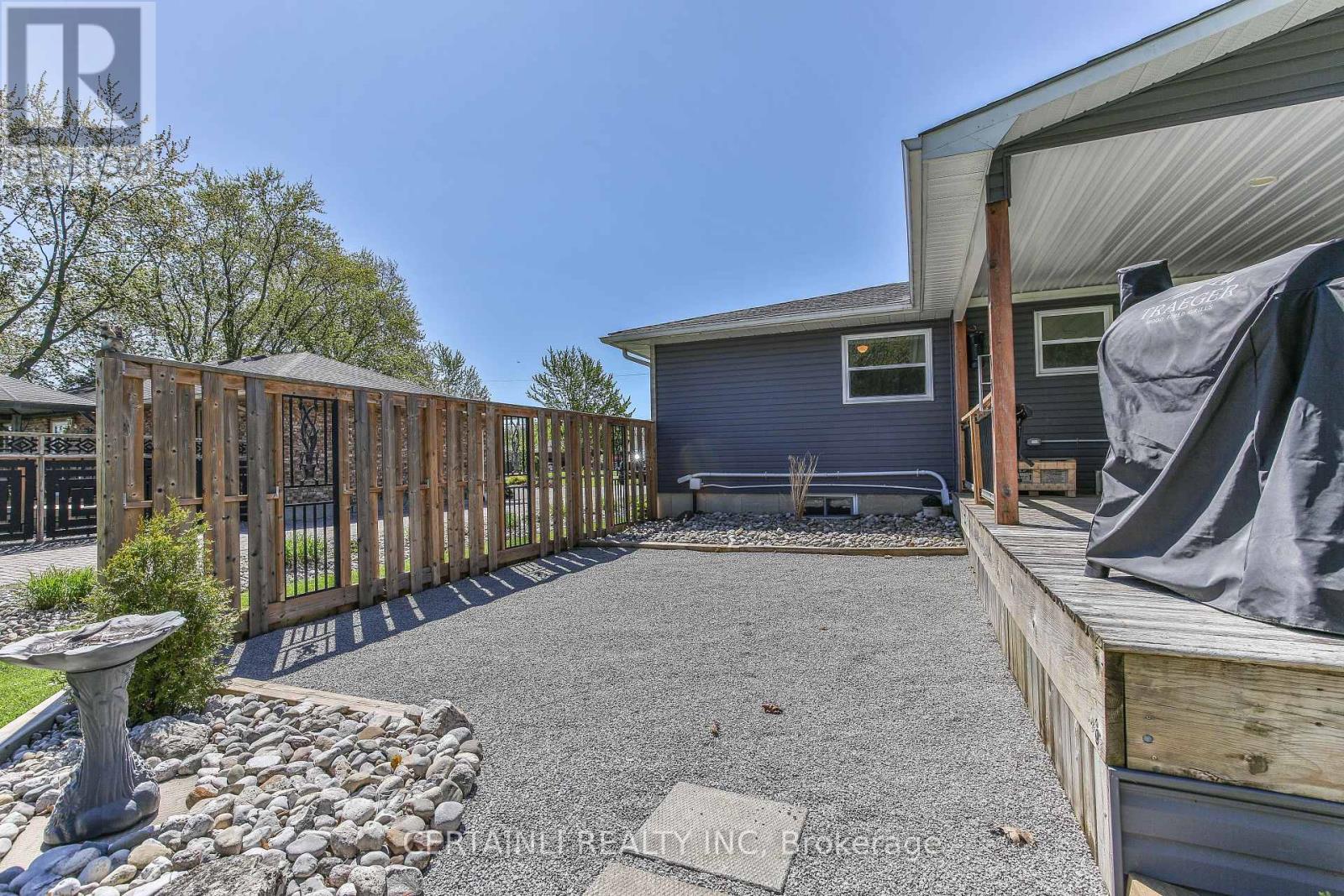 50000 Dingle Street, Malahide, Ontario  N5H 2R1 - Photo 36 - X12363610