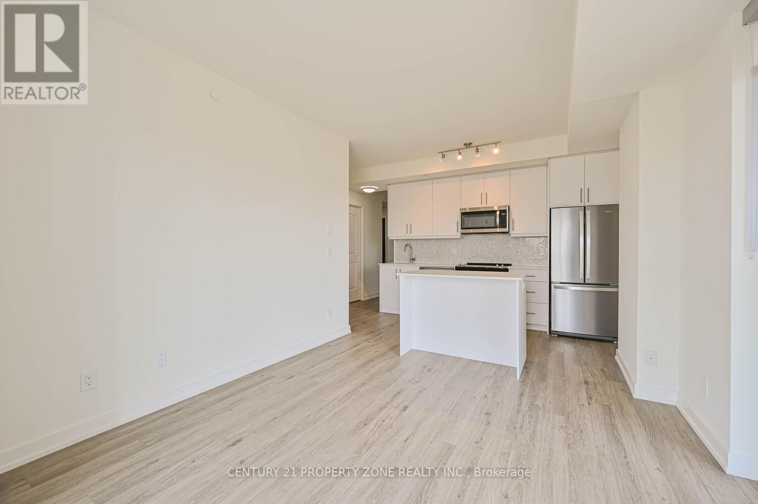 404 - 345 Wheat Boom Drive, Oakville, Ontario  L6H 7X4 - Photo 12 - W12363566