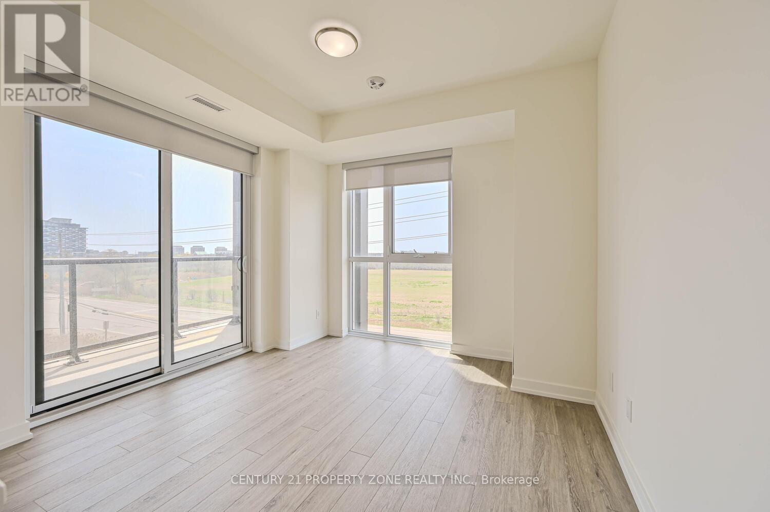 404 - 345 Wheat Boom Drive, Oakville, Ontario  L6H 7X4 - Photo 13 - W12363566