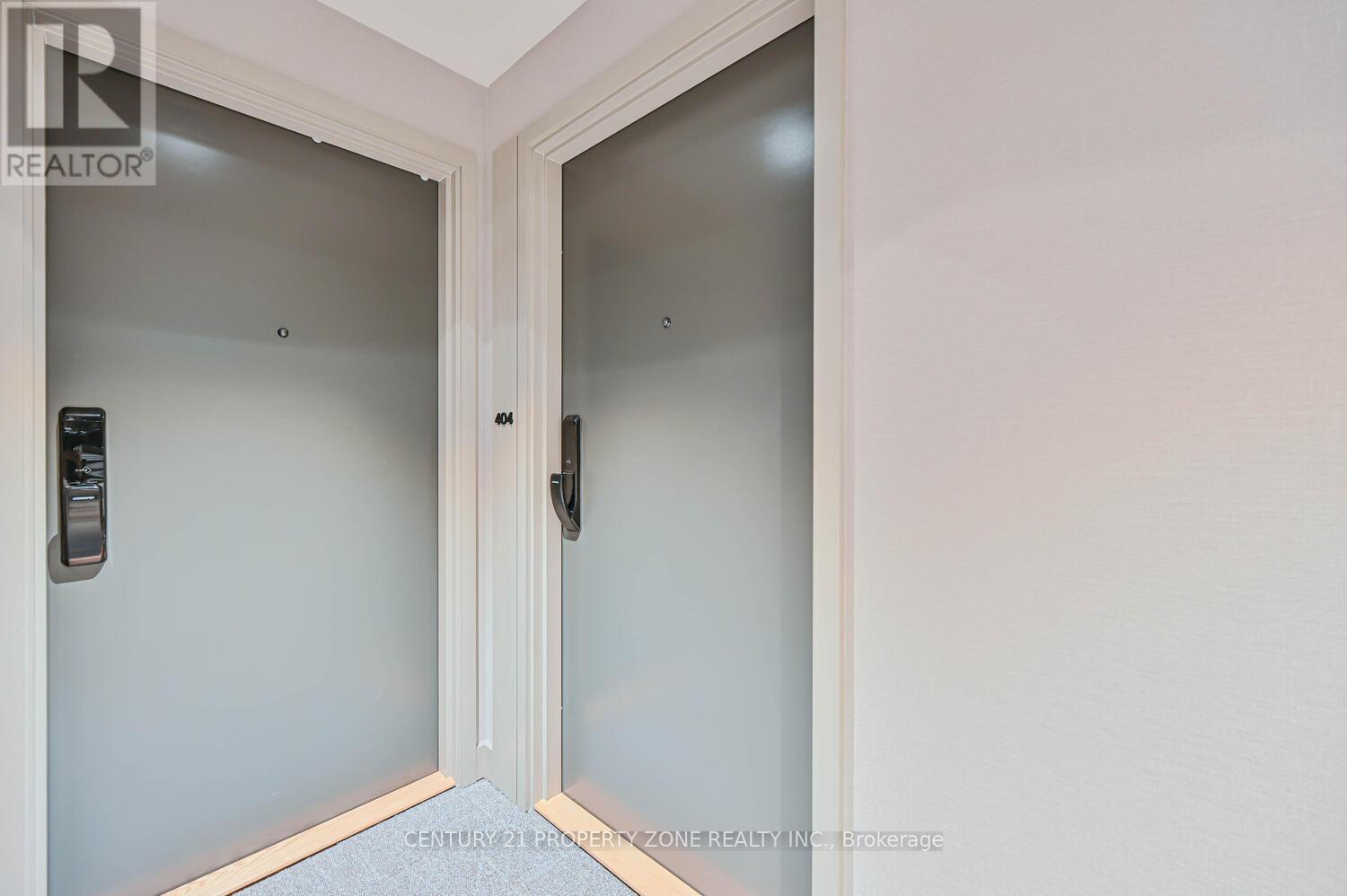 404 - 345 Wheat Boom Drive, Oakville, Ontario  L6H 7X4 - Photo 5 - W12363566