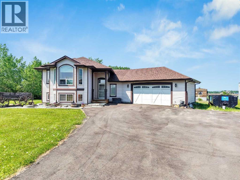 28114 Highway 11 A, Rural Red Deer County, Alberta  T4E 0S6 - Photo 1 - A2228890