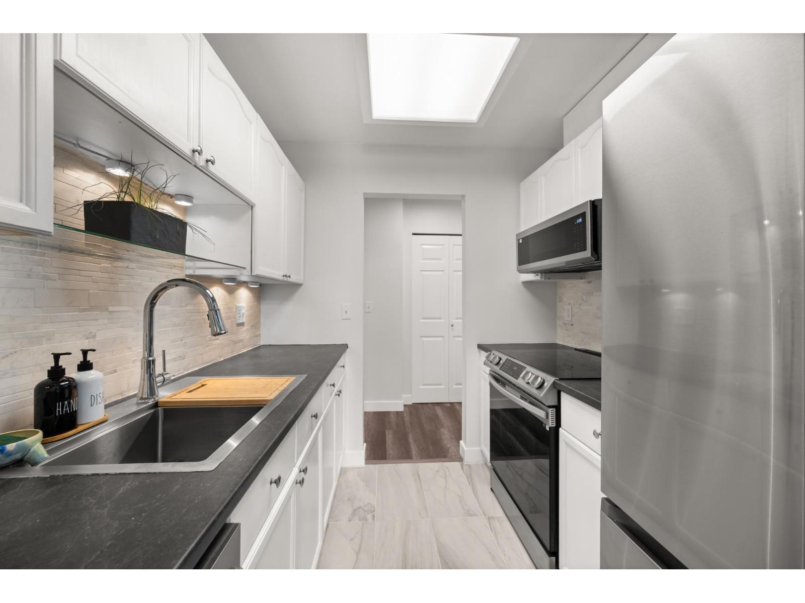 207 20350 54 Avenue, Langley, British Columbia  V3A 8J4 - Photo 11 - R3040328