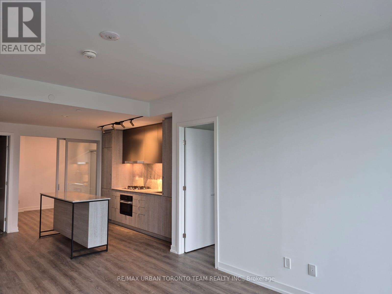 2805 - 771 Yonge Street, Toronto, Ontario  M4W 2G4 - Photo 2 - C12363612