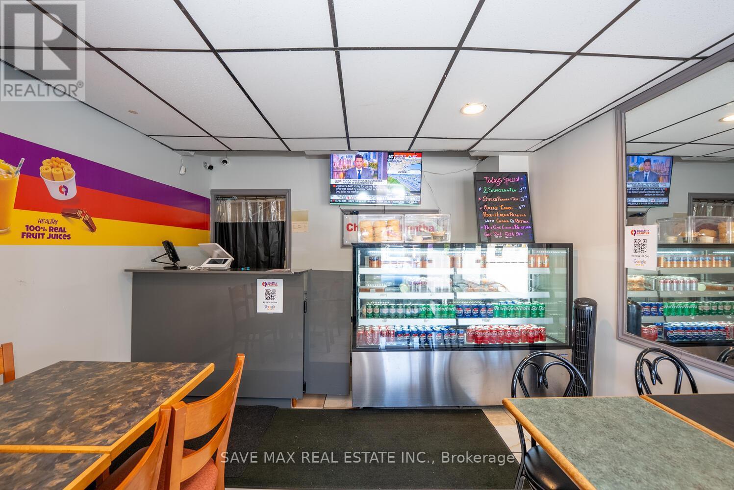 1212 Dundas Street W, Mississauga, Ontario  L5C 1E2 - Photo 16 - W12363594