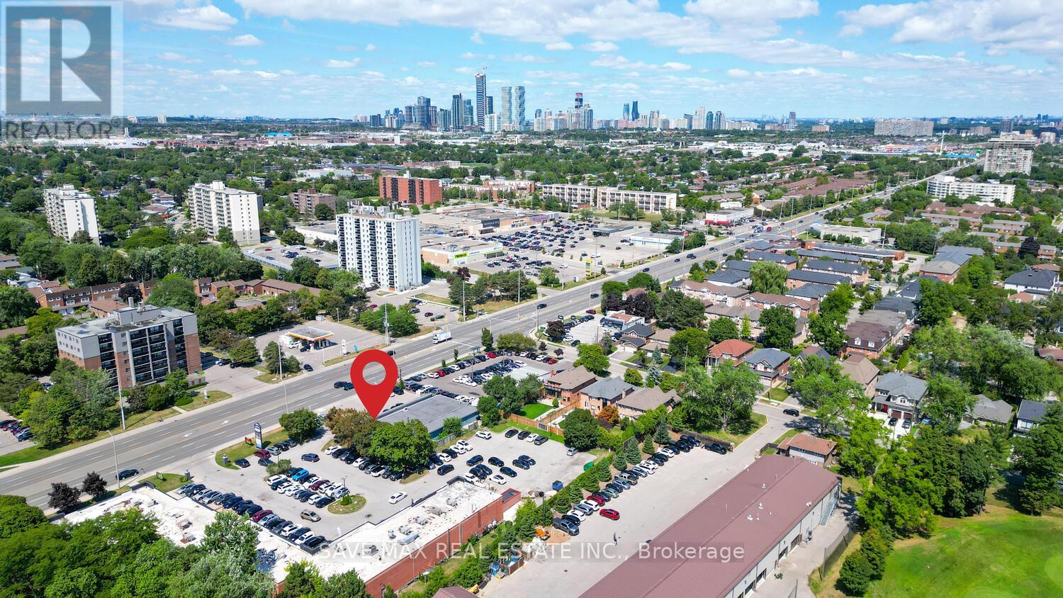 1212 Dundas Street W, Mississauga, Ontario  L5C 1E2 - Photo 5 - W12363594