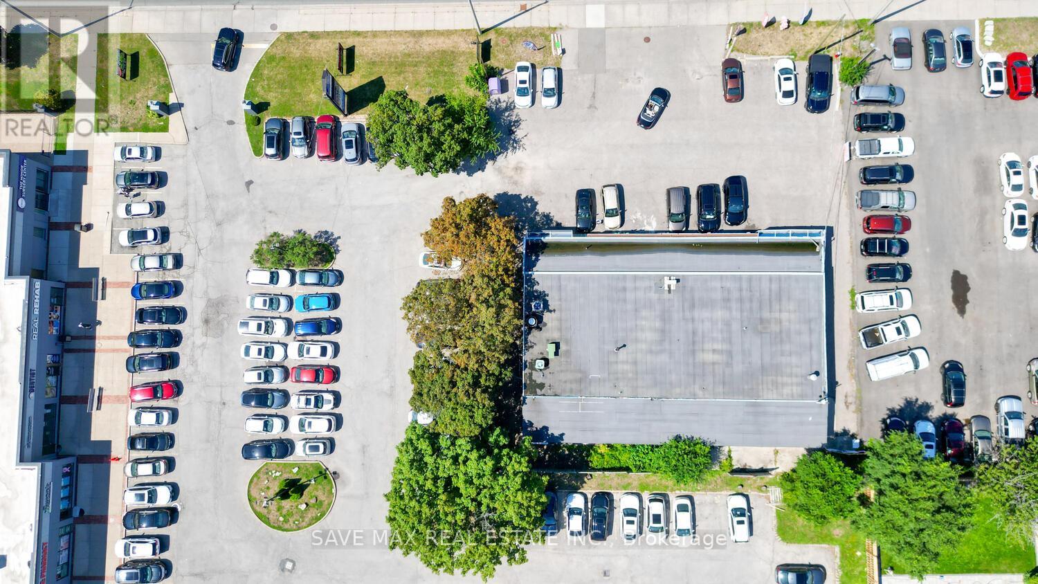 1212 Dundas Street W, Mississauga, Ontario  L5C 1E2 - Photo 6 - W12363594