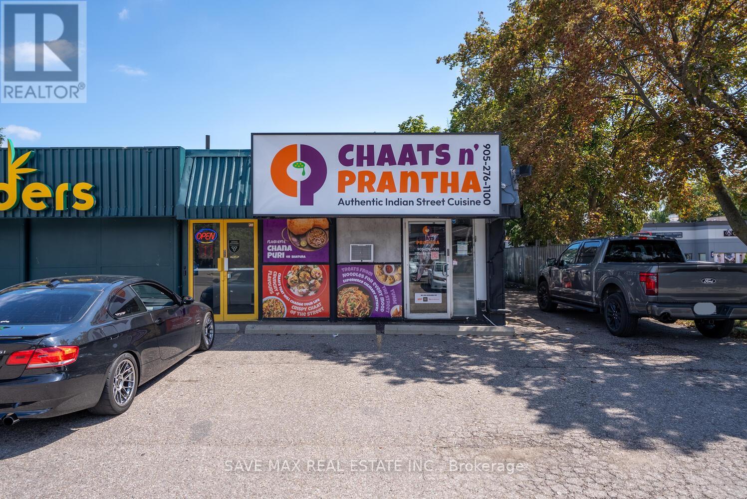 1212 Dundas Street W, Mississauga, Ontario  L5C 1E2 - Photo 7 - W12363594