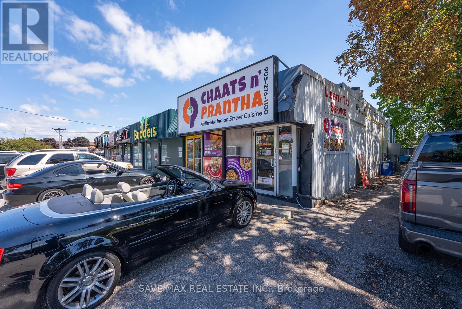 1212 Dundas Street W, Mississauga, Ontario  L5C 1E2 - Photo 9 - W12363594